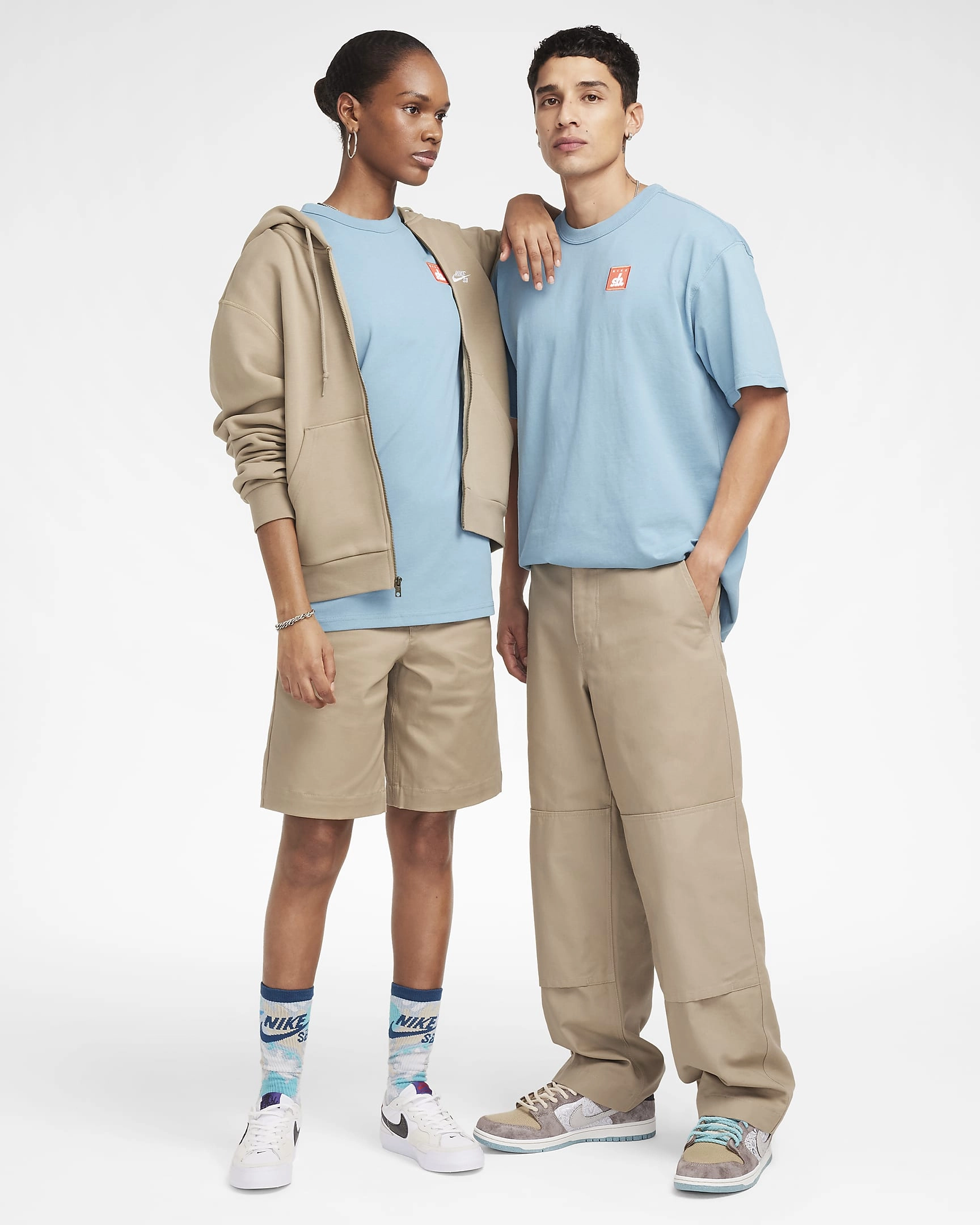 Nike SB Skate T-Shirt: Dein Style auf dem Asphalt: Fange die Streetwear-Vibes ein mit diesem Kult-Shirt.